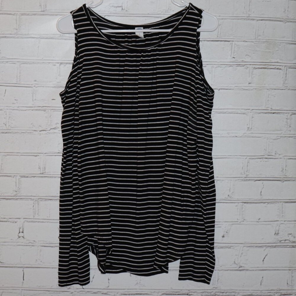 🖤 Old Navy Cold‑Shoulder Top · Women’s Large · Black & White Stripe